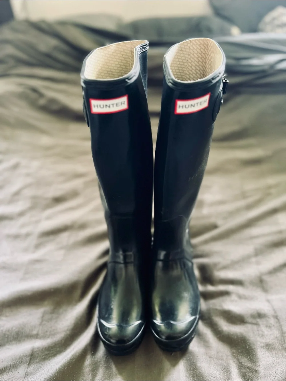 Hunter Boot Ltd. Original Gloss Black Knee-High Unisex Rain Boots w Beige Lining